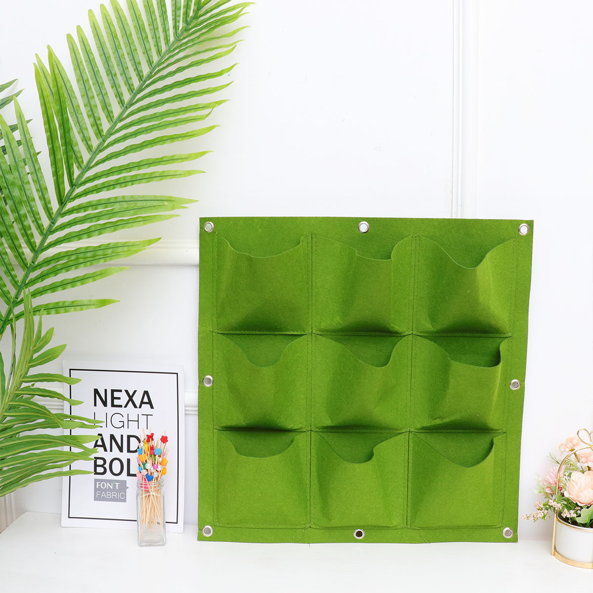 حقيبة نباتات معلقة على الحائط  - مراجعة Vertical Planter وسعره